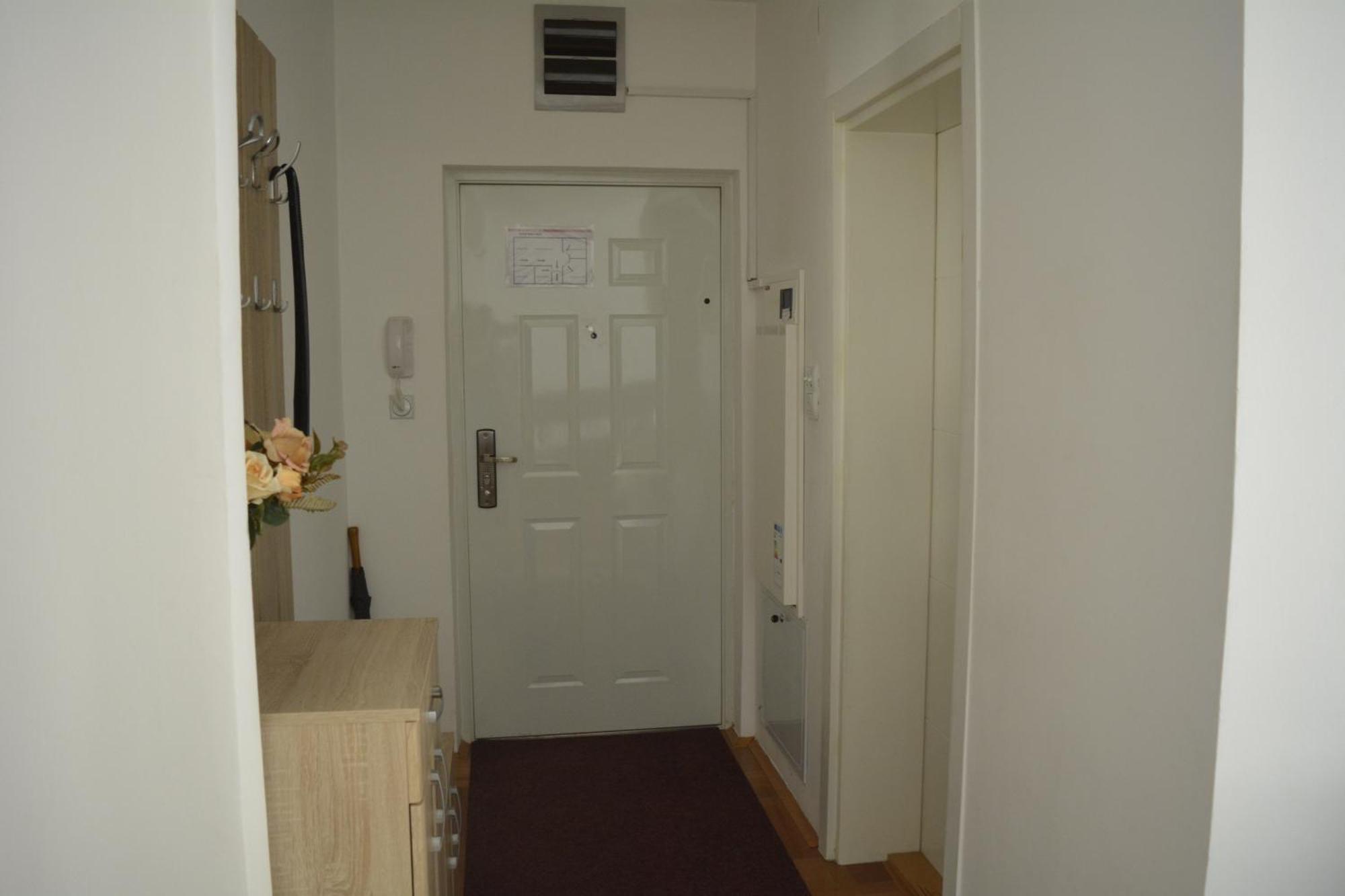 Apartman Pirot Exterior foto